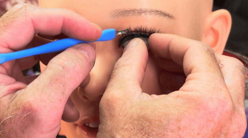 Replace doll lashes